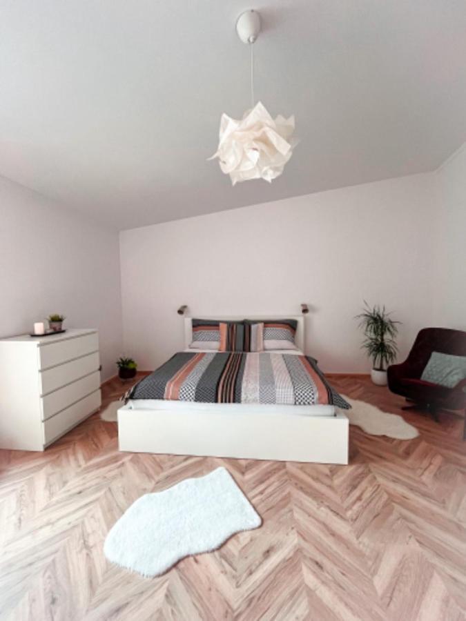 Apartman Niklan Rožnov pod Radhoštěm Екстериор снимка