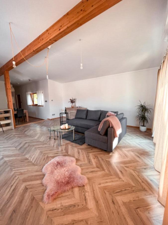 Apartman Niklan Rožnov pod Radhoštěm Екстериор снимка