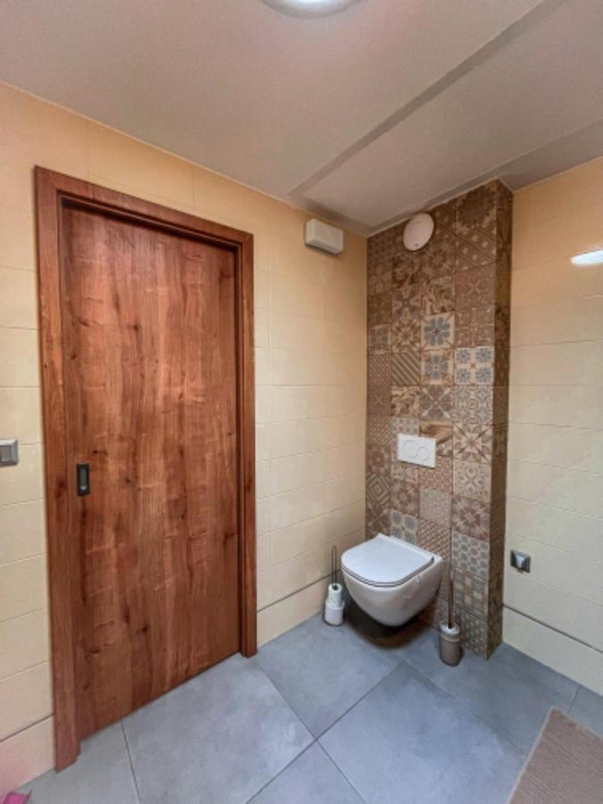 Apartman Niklan Rožnov pod Radhoštěm Екстериор снимка